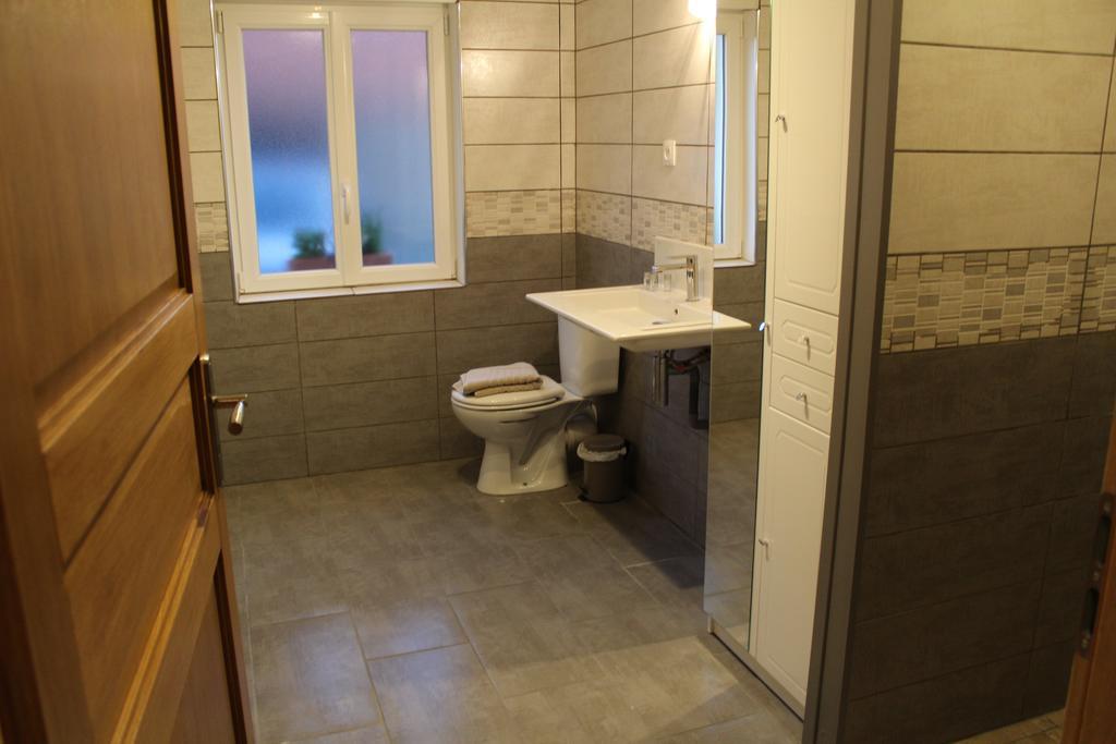 Au Relais Du Canal à Grand Gabarit Nesle Extérieur photo